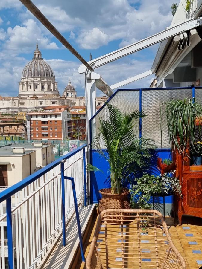 Le Terrazze Del Duca San Pietro Guesthouse Rome Bagian luar foto