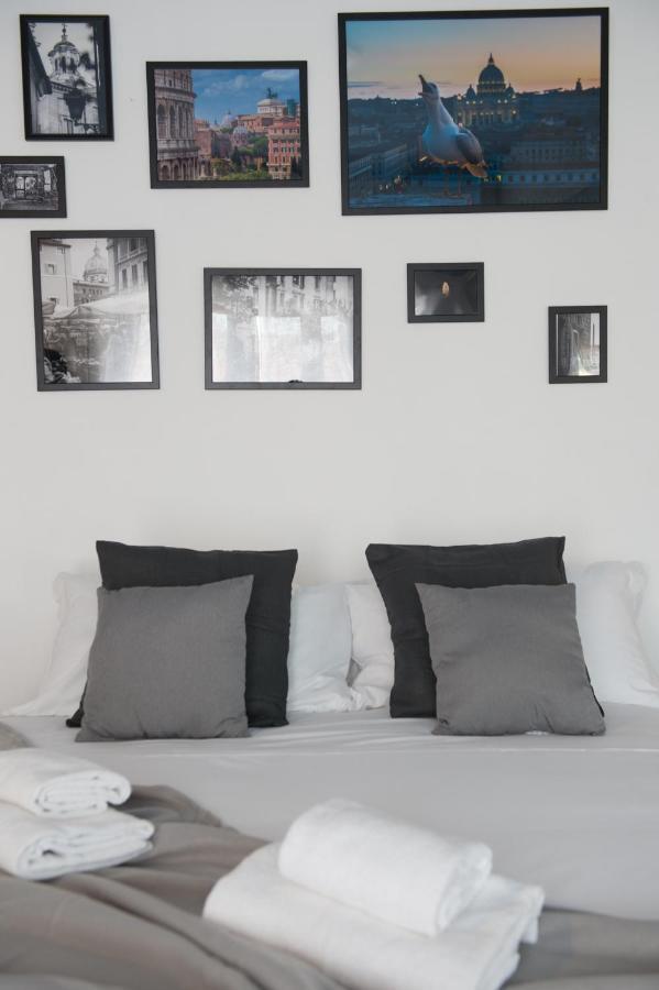 Le Terrazze Del Duca San Pietro Guesthouse Rome Bagian luar foto